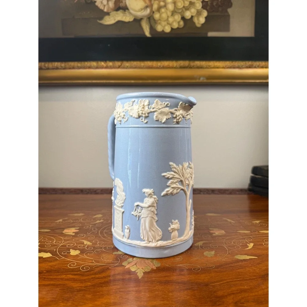 Vintage Wedgwood Queen's Ware Pitcher 7